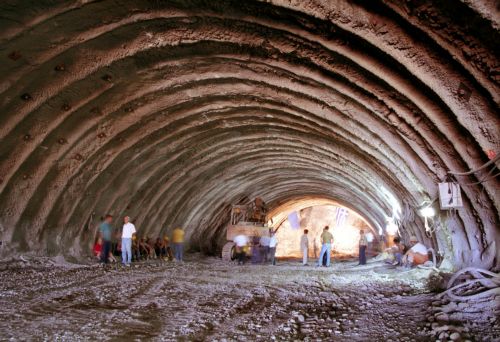 Έως το τέλος του 2013 έτοιμη η Ιόνια Οδός, λέει ο Γ.Μαγκριώτης