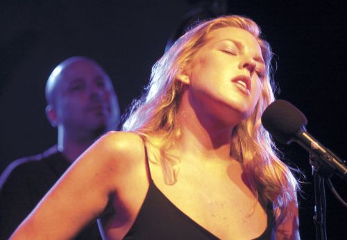 Στην Ελλάδα η ντίβα της τζαζ, Νταϊάνα Κραλ