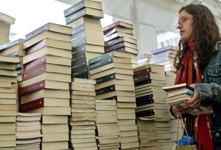 Στον υψηλό ΦΠΑ 23% θα υπαχθούν δεκάδες προϊόντα ευρείας κατανάλωσης