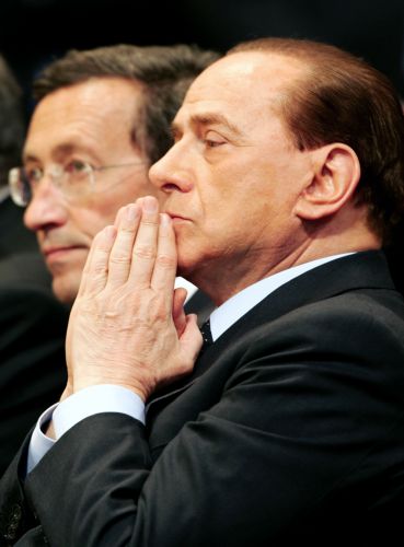 Διευρύνεται το πολιτικό χάσμα ανάμεσα σε Μπερλουσκόνι και Φίνι