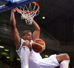 Τα τυπικά απομένουν για την παραμονή Μπατίστ στον Παναθηναϊκό