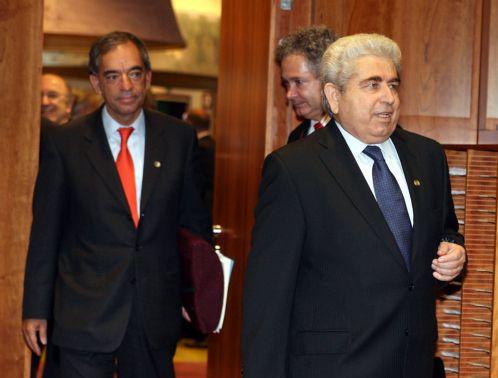 Yπό παρακολούθηση για πιθανή υποβάθμιση θέτει την Κύπρο η Standard & Poor’s