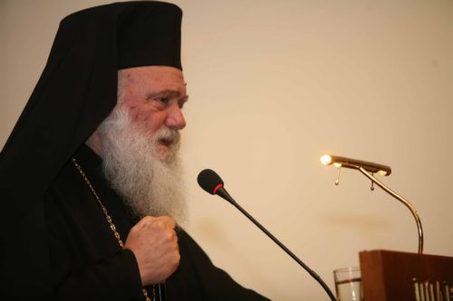 Απαλλάσσεται από το …αμαρτωλό παρελθόν της «Αλληλεγγύης» ο Ιερώνυμος