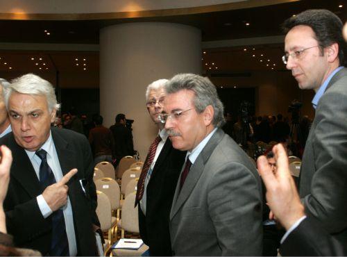 Κανελλόπουλος και Τσακίρης υποψήφιοι πρόεδροι της Σούπερ Λιγκ