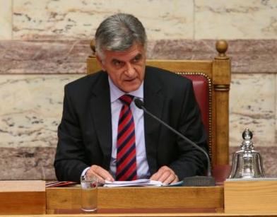 Στις διατάξεις του ασφαλιστικού και οι υπαλλήλοι της Βουλής, ξεκαθαρίζει ο Φ.Πετσάλνικος