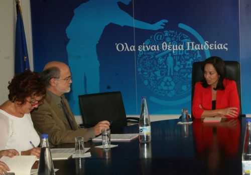 Απογραφή με την ιδιότητα του κρατικού λειτουργού ζητούν και τα μέλη της ΠΟΣΔΕΠ