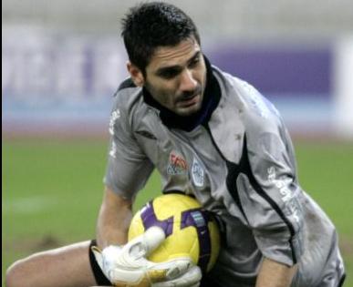 Τον Ελευθερόπουλο θέλουν στον ΟΦΗ