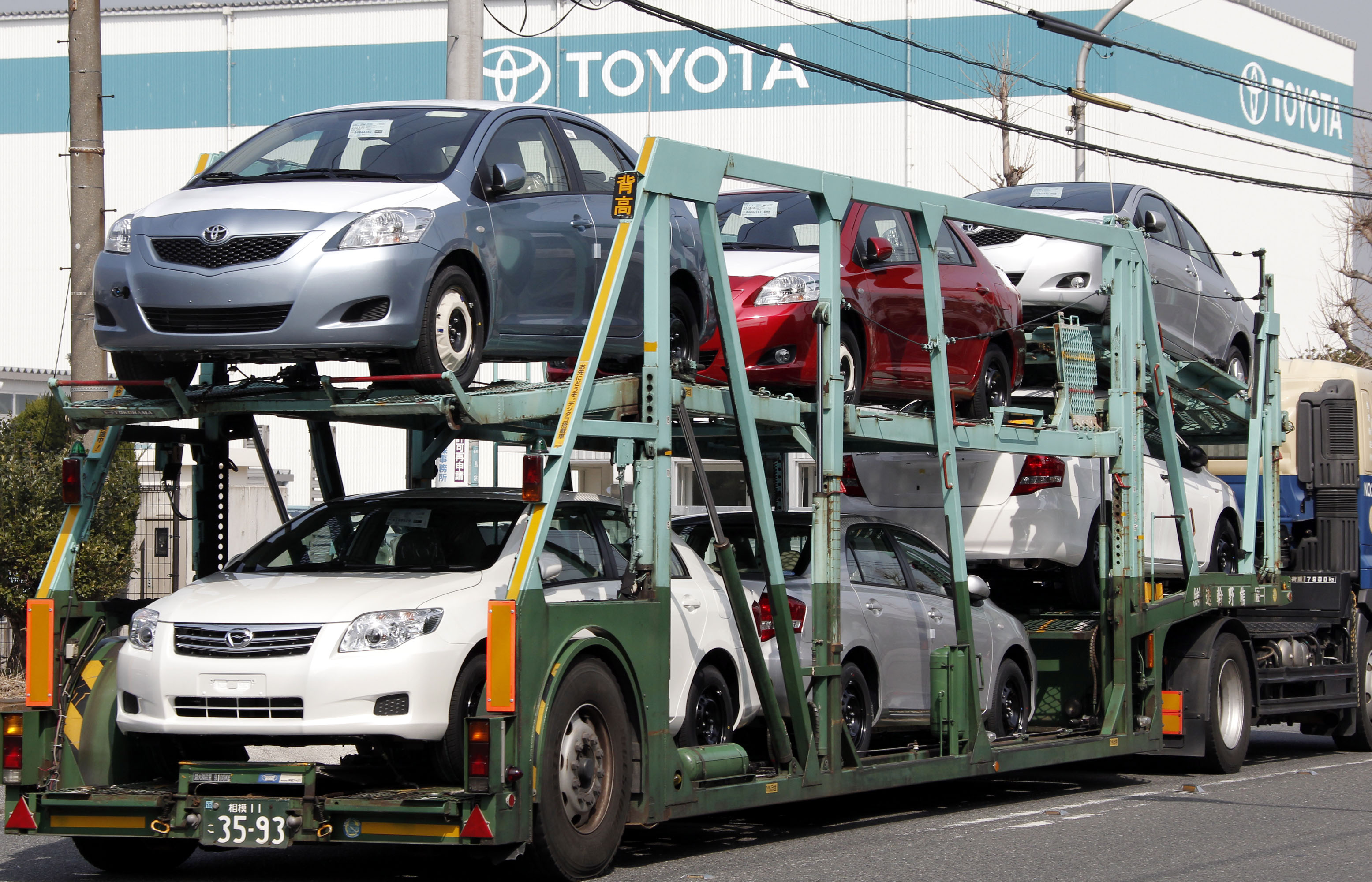 Η Τoyota ρίχνει τους ρυθμούς παραγωγής στην Ιαπωνία