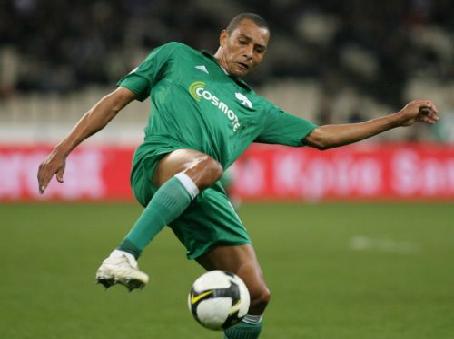 «Έχω συμβόλαιο και θα το τιμήσω» δήλωσε ο Ζιλμπέρτο Σίλβα