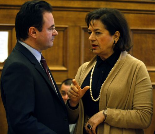 Αιχμηρή παρέμβαση της Β.Παπανδρέου για τους χειρισμούς της ΤτΕ