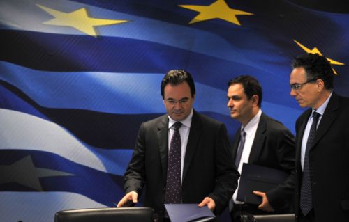 Σε αναθεώρηση του ΑΕΠ προχωρεί το υπουργείο Οικονομικών