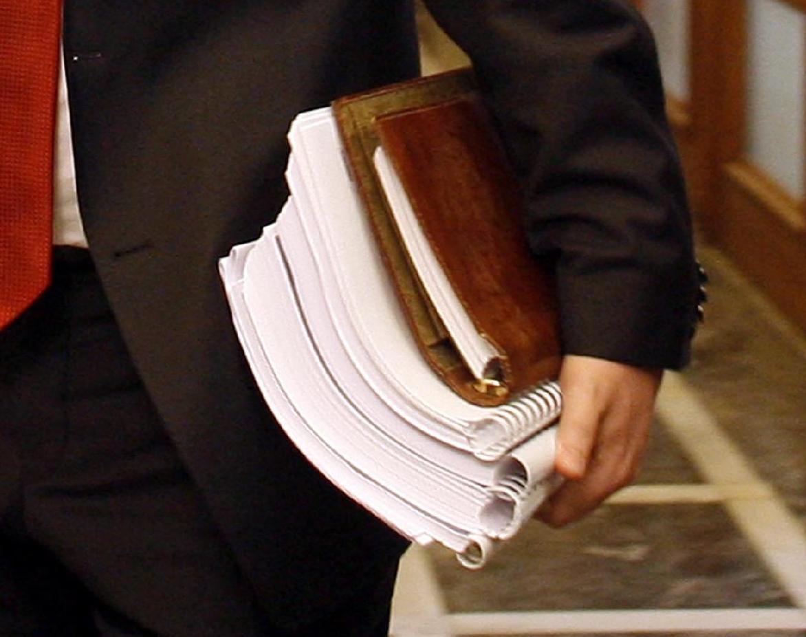 Στη Βουλή η δικογραφία για τα παραποιημένα στατιστικά στοιχεία