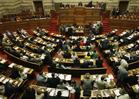 Στην Ολομέλεια εισάγεται την Τρίτη το ασφαλιστικό νομοσχέδιο