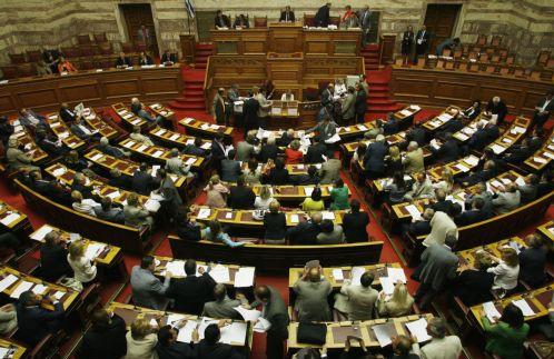 Ψηφίστηκε και επί των άρθρων το Ασφαλιστικό