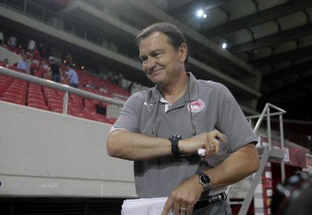 Για… επιβίωση του Ριέρα και δώρο στον Μαρινάκη μίλησε ο Λίνεν