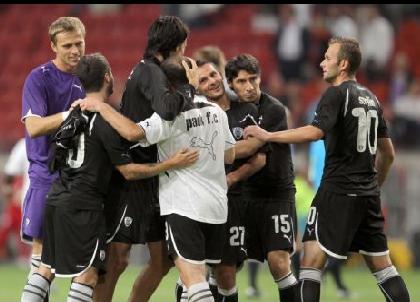 Σεμνά και… ταπεινά από Δερμιτζάκη και η αφιέρωση του Ίβιτς