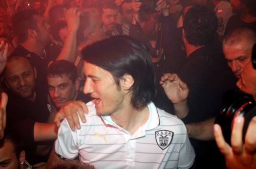 Αποθέωση για τους παίκτες του ΠΑΟΚ στο «Μακεδονία»