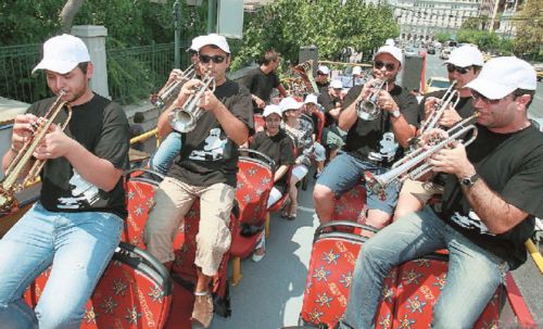 Βόλτα στους δρόμους της Αθήνας έκανε η «Αΐντα» του Βέρντι