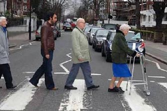 Ο φόβος καθιστά πιθανότερες τις πτώσεις των ηλικιωμένων