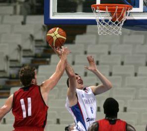 Ο Καναδάς έκανε την έκπληξη και κέρδισε τη Σερβία με 62-58