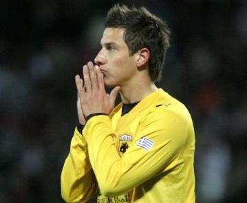 Ο Ολυμπιακός έδωσε τα χέρια με τη Λίβερπουλ για τον Νέμεθ