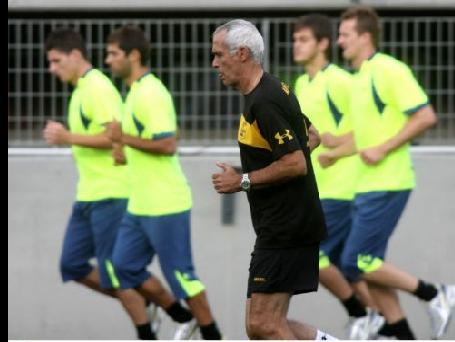 Ετοιμοπόλεμος ο Ρουίς για τη ρεβάνς του Αρη με τη Γιαγκελόνια