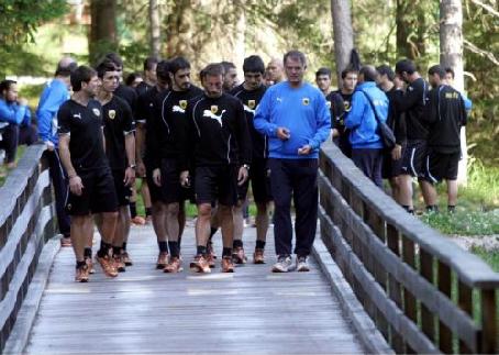 Στήριξη όλων σε Ντούσκο για την επίθεση από οπαδούς της ΑΕΚ