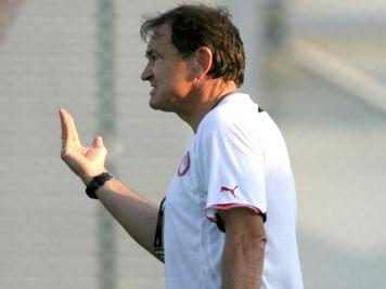 Πρόβλημα στο γκολ παραδέχθηκε ο Λίνεν, κουρασμένος δηλώνει ο Ριέρα