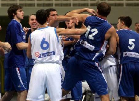 Την απόφαση της FIBA περιμένει ο… νευρικός Κρστιτς