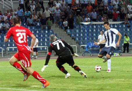 Για λάθη και διαιτησία μιλά ο Ολυμπιακός, χαρά και μετριοφροσύνη στον Ηρακλή