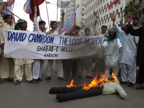 Ένταση στις σχέσεις Πακιστάν-Βρετανίας μετά από δηλώσεις του Ντ.Κάμερον