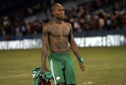 Πόρτα στη «Φενέρ» για Σισέ, συζητήσεις με Λίβερπουλ για Νέμεθ