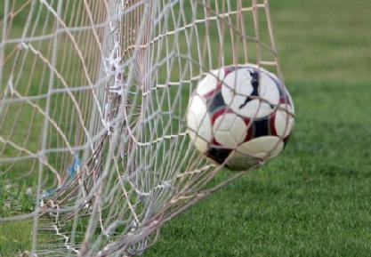 Κατά μία ώρα αργότερα μετατέθηκε η πρεμιέρα του Σαββάτου