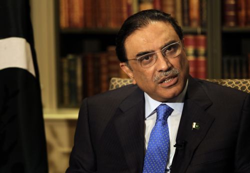 Πρόθυμος για διαπραγματεύσεις με τους Ταλιμπάν δηλώνει ο Πακιστανός πρόεδρος