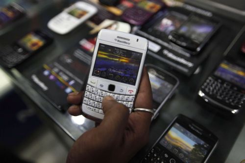 Θέμα παρακολούθησης για τα Blackberry θέτει και η Ινδία