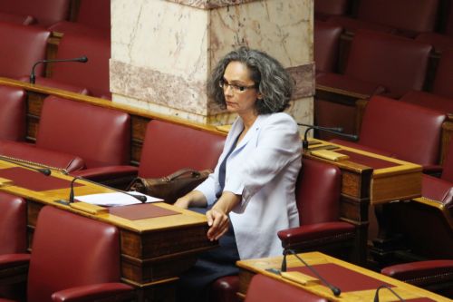 Τέλος στα σενάρια ότι θα διεκδικήσει την Περιφέρεια Αττικής βάζει η Σ.Σακοράφα