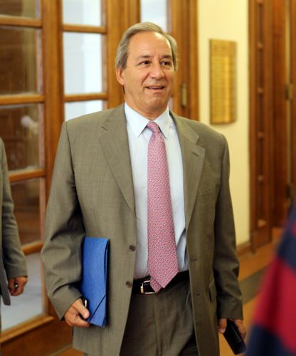 Αναρμόδιος για τις συμβάσεις με τις ΔΕΚΟ δήλωσε ο Γ.Αλογοσκούφης στην Εξεταστική της Siemens