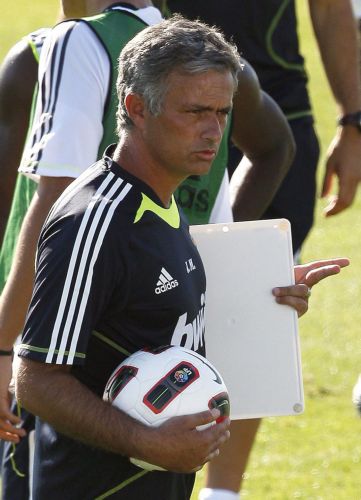 Πίστωση χρόνου ζήτησε… έμμεσα ο Μουρίνιο από τη Ρεάλ