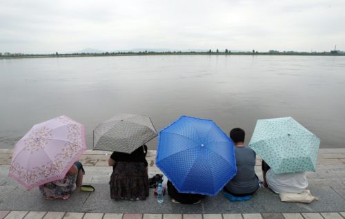 Φονικό αποδεικνύεται το πέρασμα του τυφώνα Ντιανμού από την Ν.Κορέα