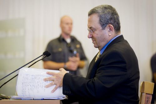 «Σχεδιασμένη πρόκληση» ο στολίσκος προς τη Γάζα, υποστηρίζει ο Εχούντ Μπαράκ