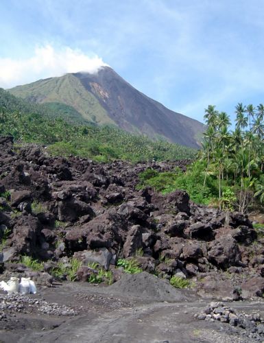 Έκρηξη ηφαιστείου στην Ινδονησία με φόβους για νεκρούς