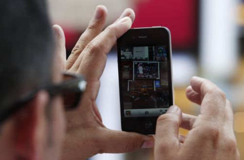 Αποχωρεί από την Apple ανώτατο στέλεχος υπεύθυνος για τα iPhone