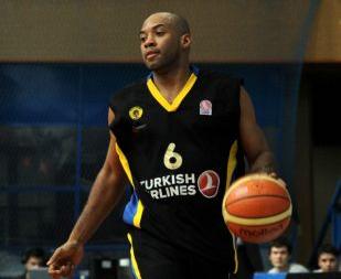 Ο Ολυμπιακός πήρε Λούκας, όλα καλά με Βασιλόπουλο