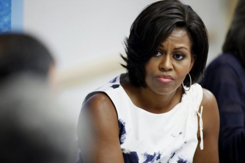 Στήριξη του Κογκρέσου στη μάχη κατά της παιδικής παχυσαρκίας ζητεί η Μ.Ομπάμα