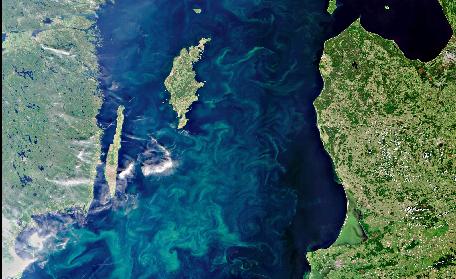 Το χρώμα του ωκεανού βρέθηκε να επηρεάζει το σχηματισμό κυκλώνων