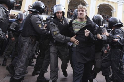 Σε σύλληψη ηγετικού στελέχους της ρωσικής αντιπολίτευσης προχώρησαν οι Αρχές