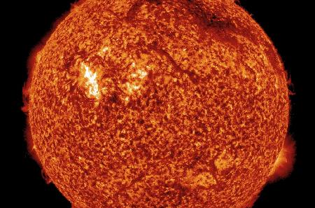 Το Ηλιακό Σύστημα λίγο πιο ηλικιωμένο από ό,τι είχε εκτιμηθεί