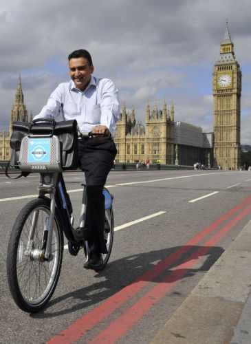 Πρόγραμμα ενοικιαζόμενων ποδηλάτων εγκαινιάστηκε στο Λονδίνο