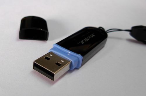 Μέσω USB flash η «χειρότερη κυβερνοεπίθεση στον αμερικανικό στρατό»