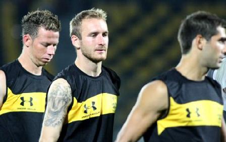 Επιμένει για Άρκα ο Αρης, τραυματίστηκε ο Σέζαρεκ